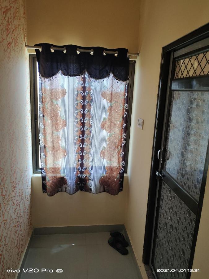 Hotel Purnima Palace Fatehpur  Exterior photo
